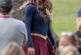 006_supergirl_in_park.jpg