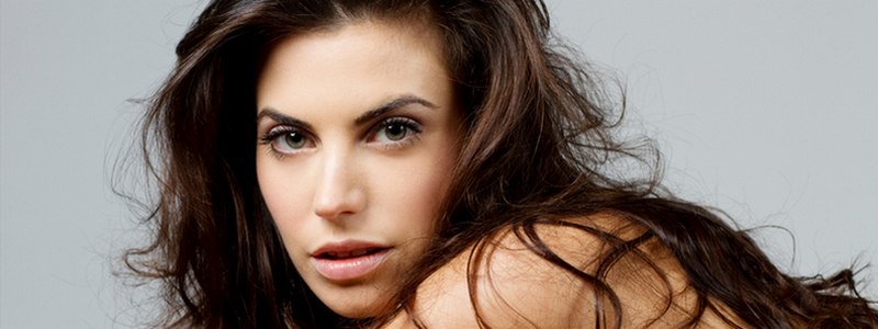 Fans Cast Meghan Ory as Alex