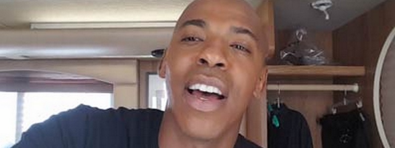 Mehcad Brooks Goes Backstage