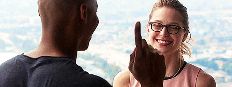 Yahoo TV Supergirl Featurette